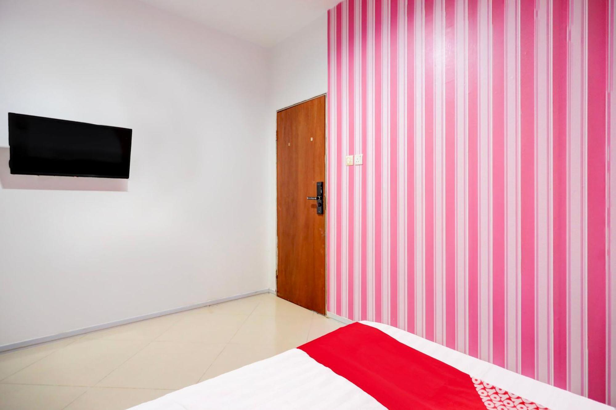 Hotel Oyo 92586 Happy 777 Nagoya Exterior foto